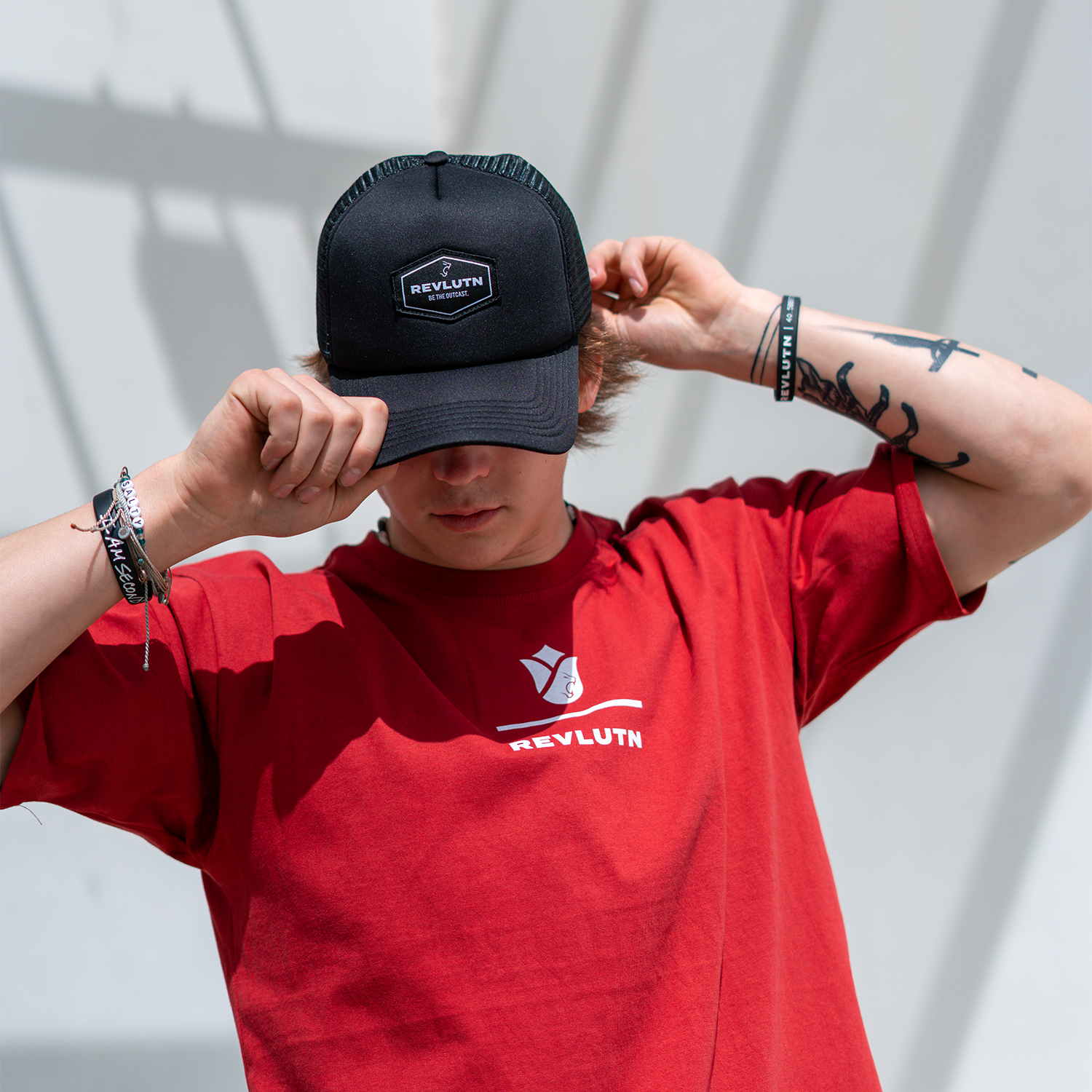 BLACK BADGE TRUCKER