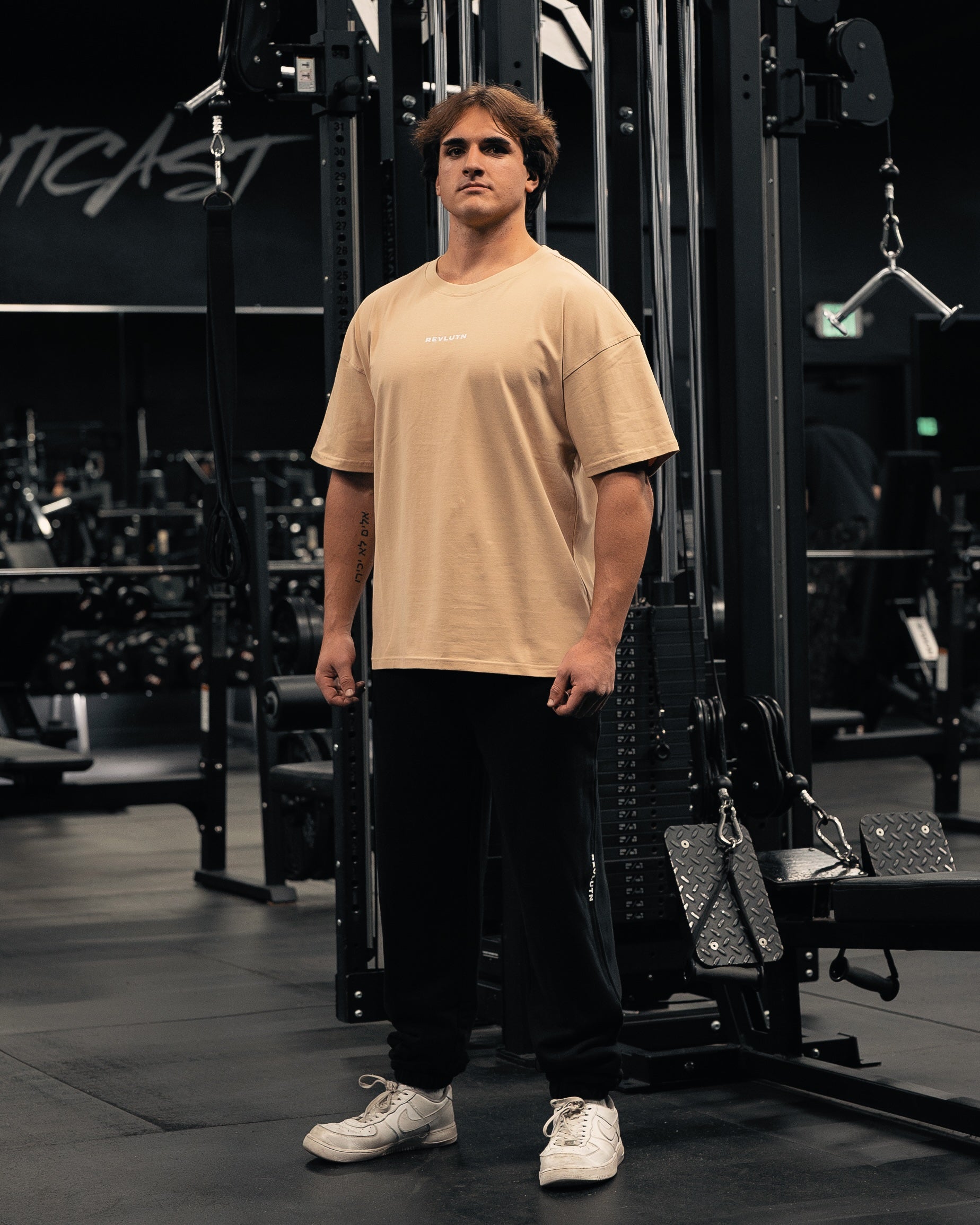 WORK LIKE HELL PUMPCOVER - SAND